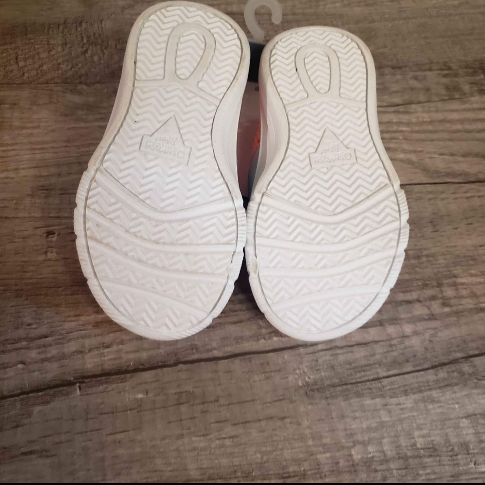 Shoes - Picture 3 of 3